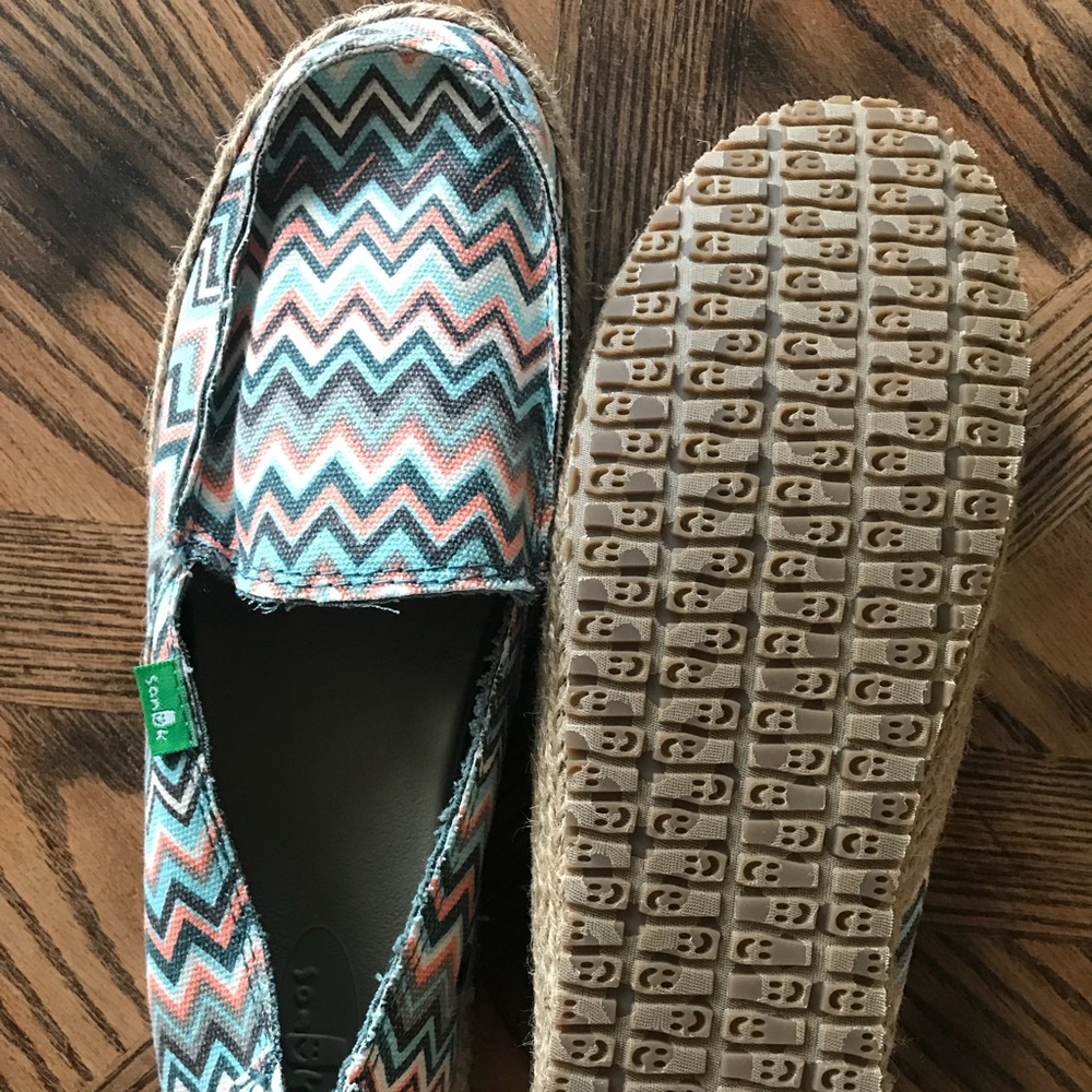 Sanuk Chevron Flats